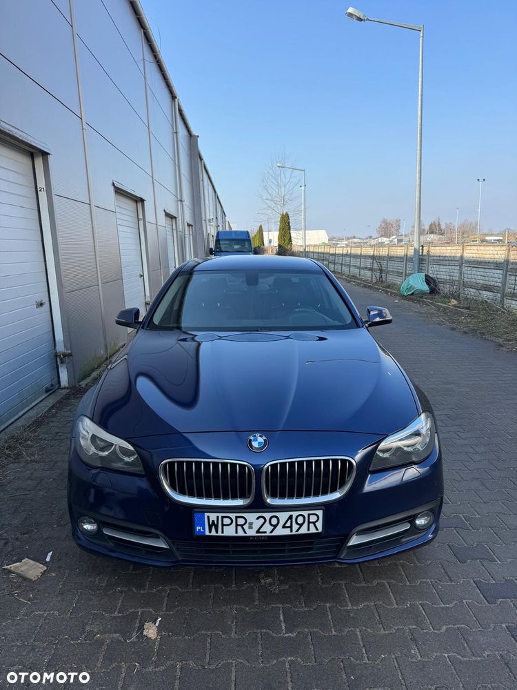 BMW Seria 5 520d xDrive - 2