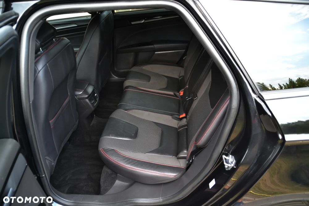 Ford Mondeo 2.0 Ti-VCT Titanium - 29