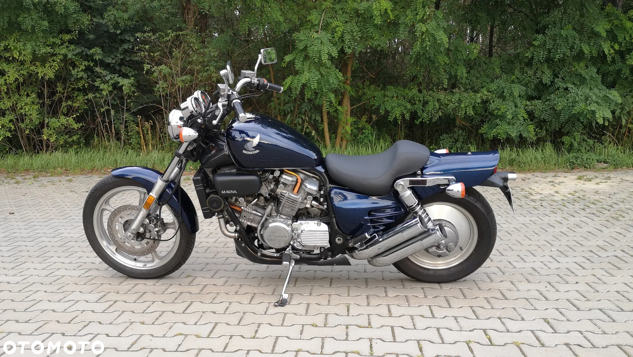 Honda VF - 2