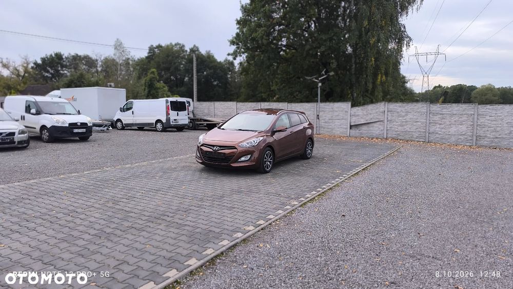 Hyundai i30 1.6 Premium - 17