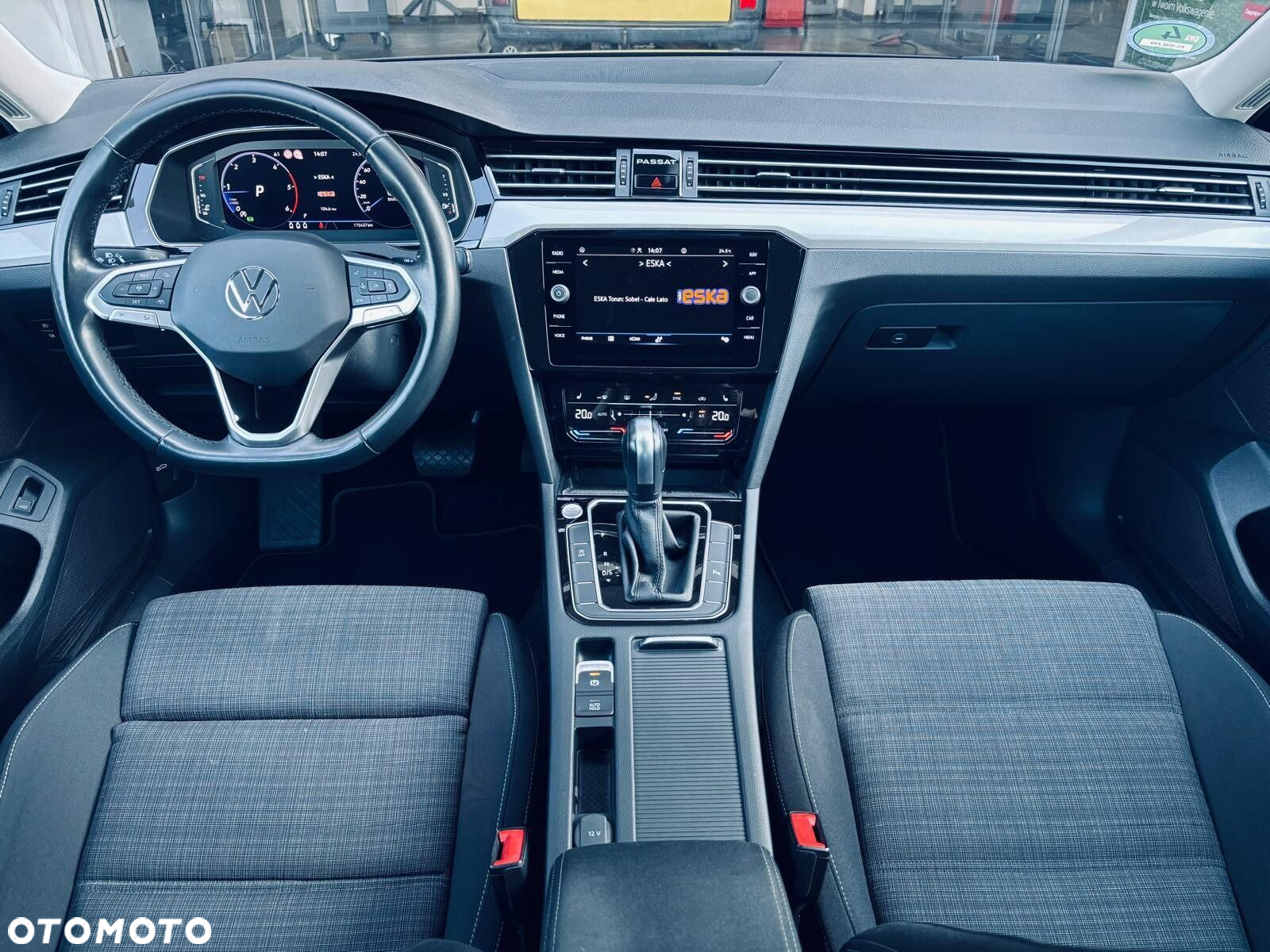 Volkswagen Passat 2.0 TDI Business DSG - 19