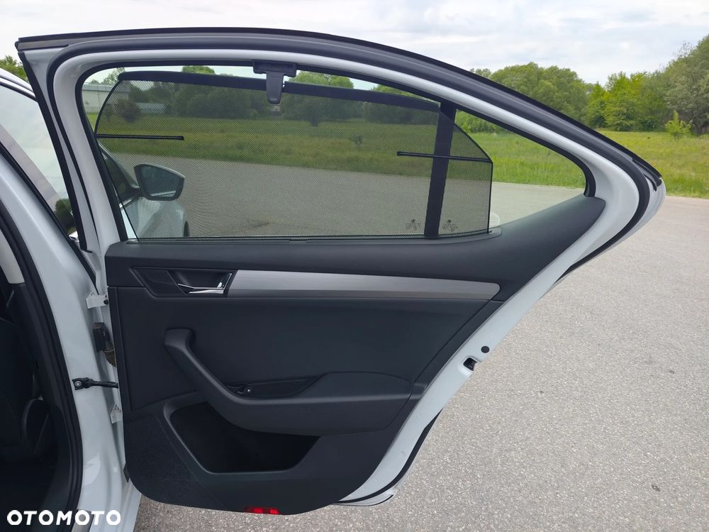 Skoda Superb 1.5 TSI ACT Style DSG - 33