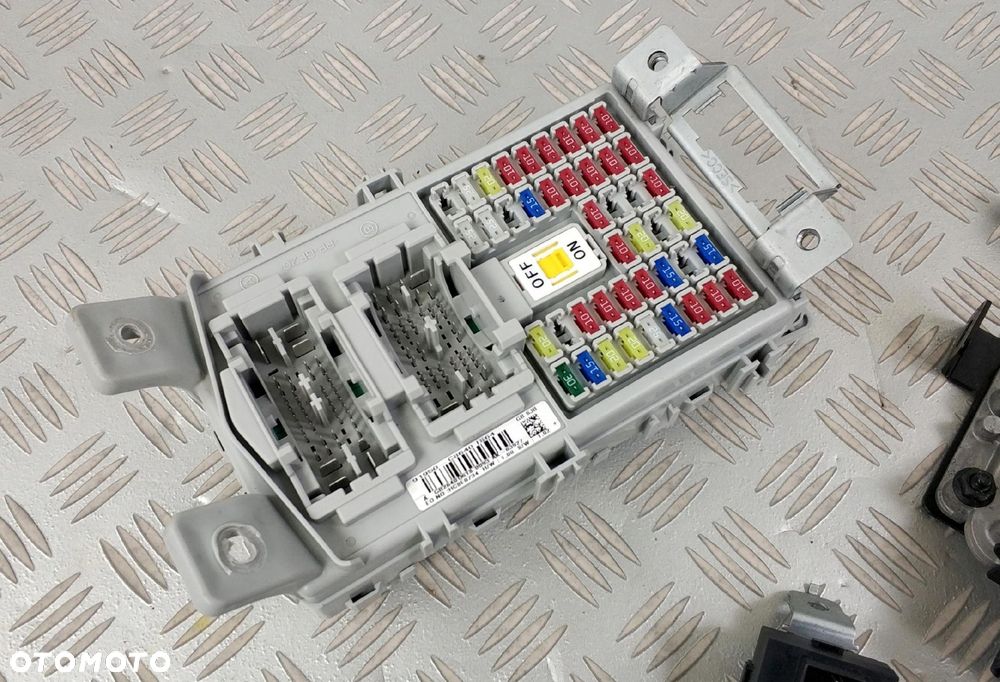 zestaw startowy odpalania komputer kluczyk immo HYUNDAI I20 II 1.4 CRDI - 2