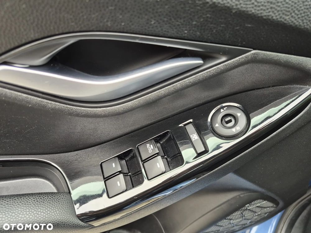 Hyundai ix20 1.6 Premium - 25