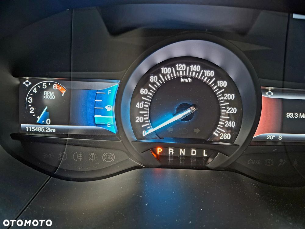 Ford Edge - 10