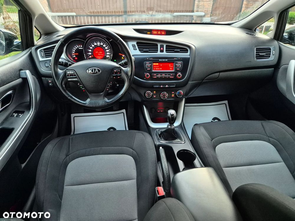 Kia Ceed 1.6 GDI Edition 7 - 14