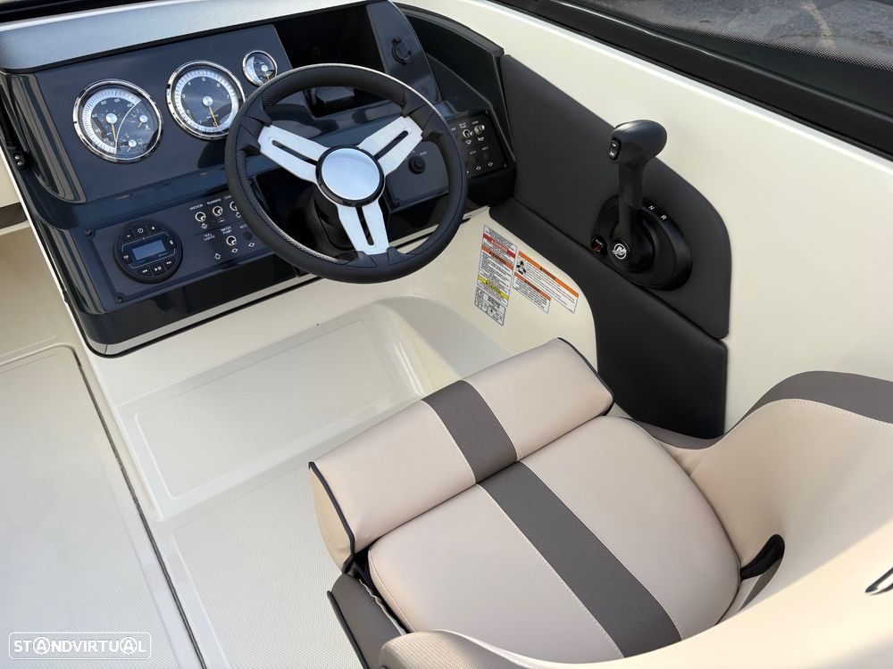 Bayliner V20 OB - 12