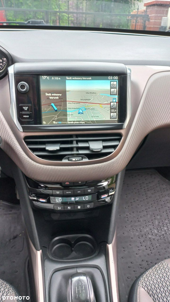 Peugeot 2008 1.6 e-HDi Allure S&S - 6