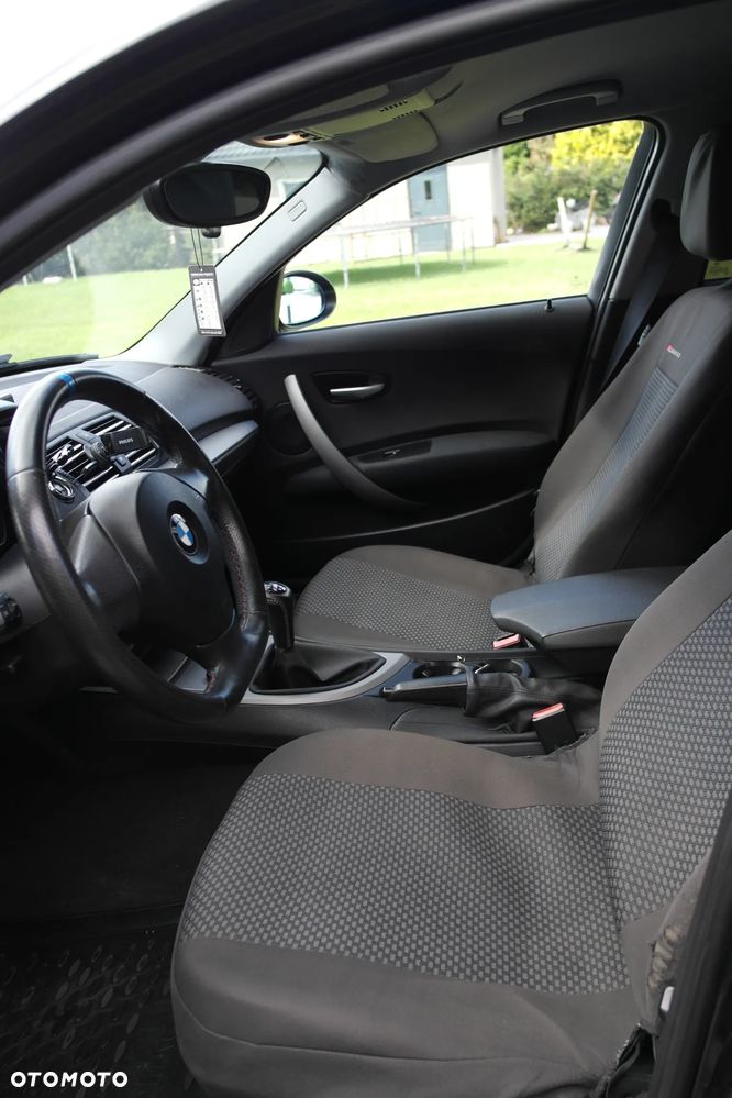 BMW Seria 1 118i - 9