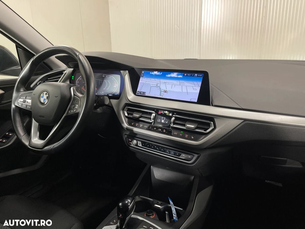 BMW Seria 2 218i Aut. - 9