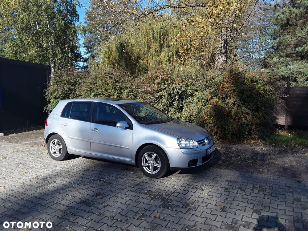 Volkswagen Golf V 1.9 TDI Comfortline - 11