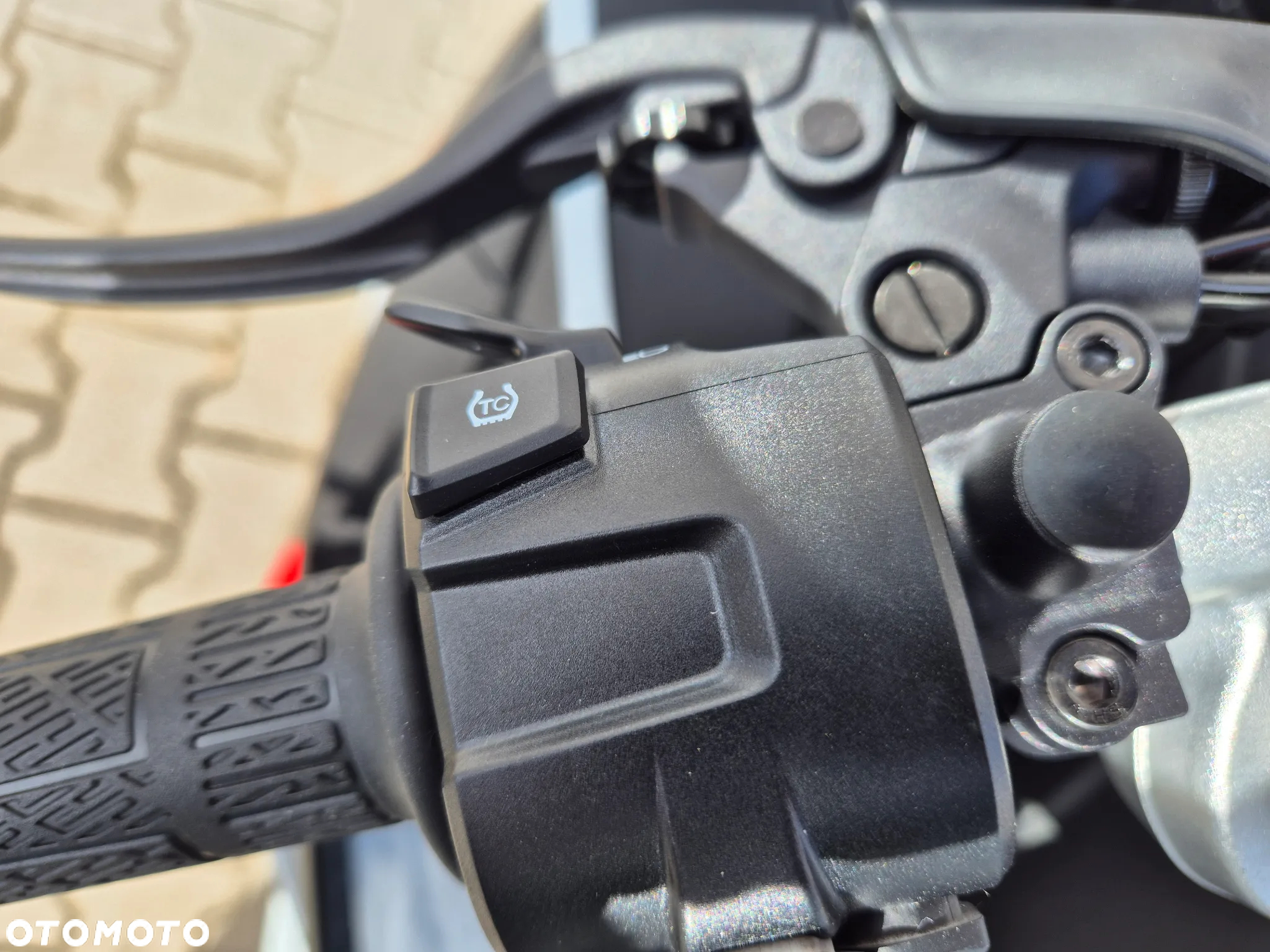CFMoto SR - 29