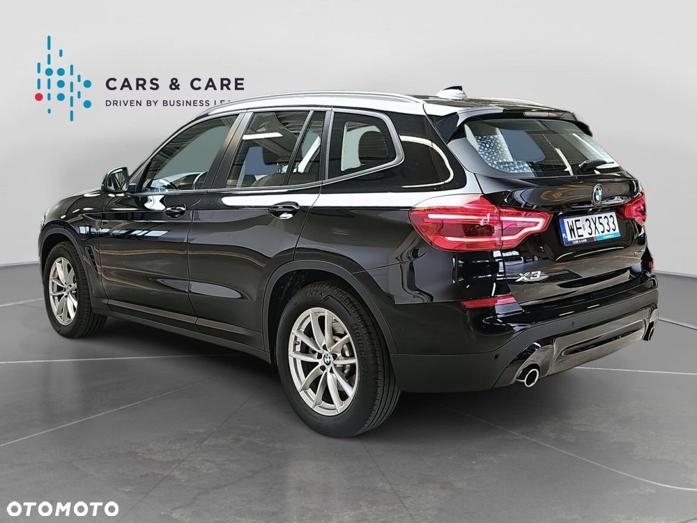 BMW X3 sDrive18d - 31