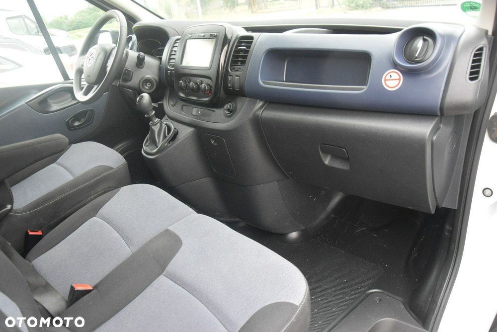 Opel Vivaro - 23