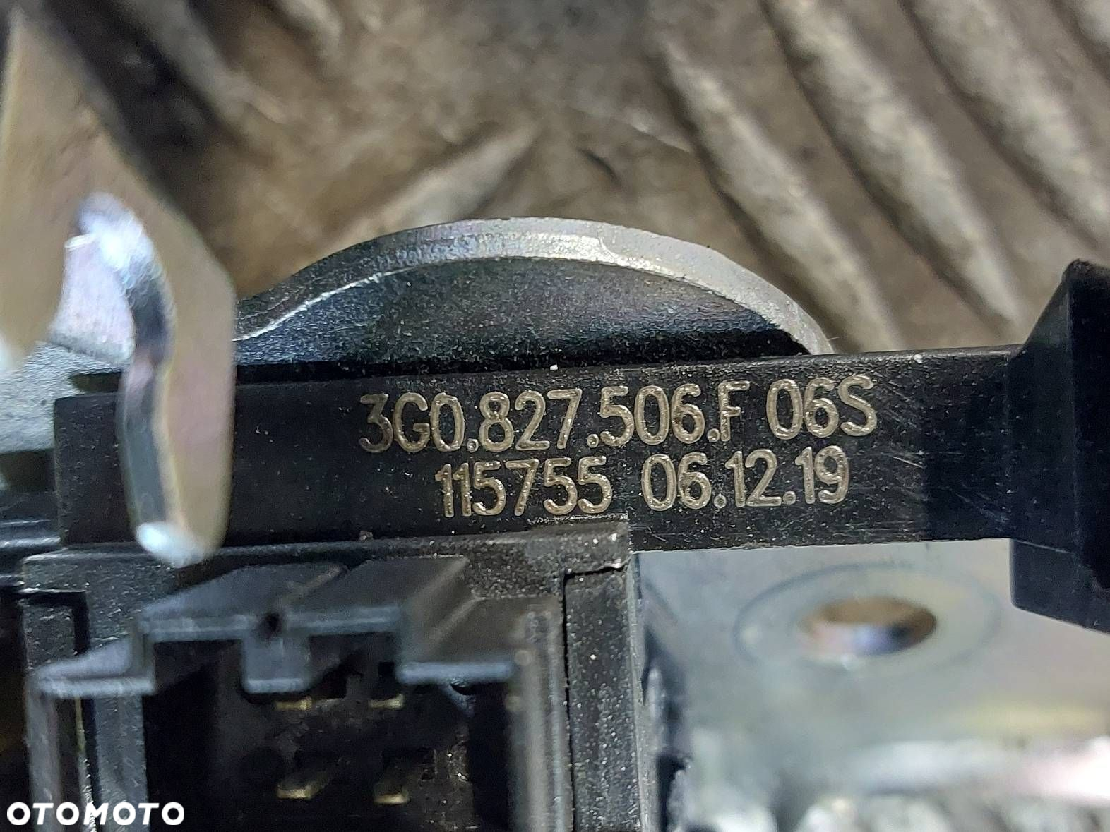 ZAMEK KLAPY BAGAŻNIKA + DOCIĄG PASSAT B8 SEDAN 3G0827887B 3G0827506F - 4