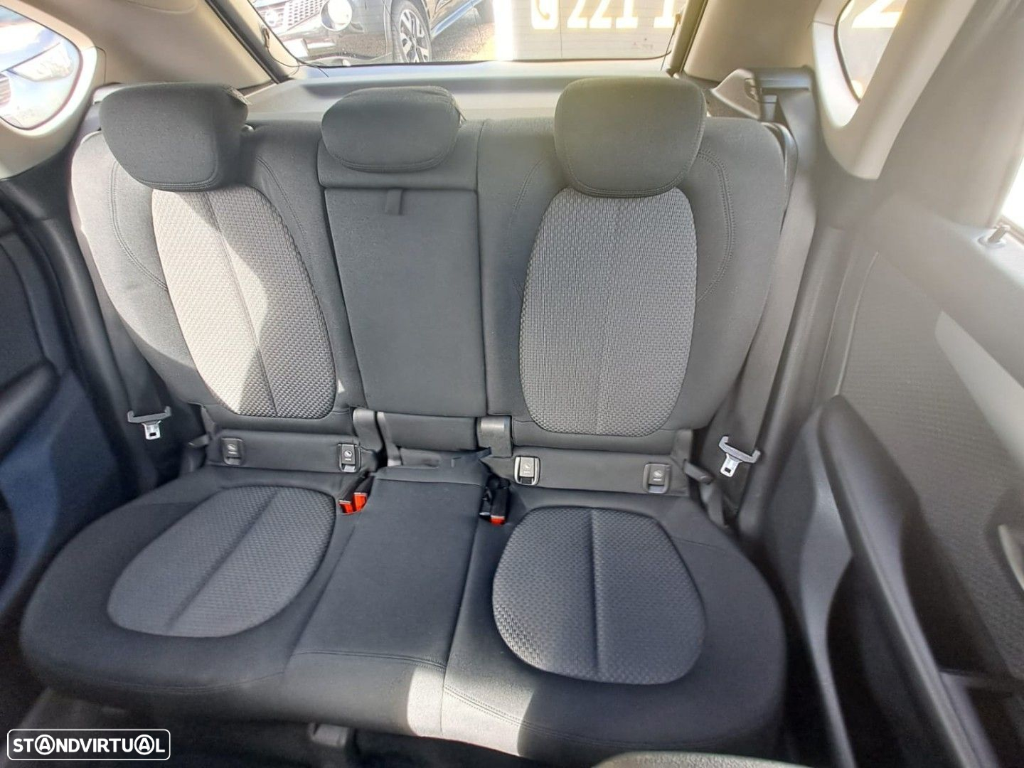 BMW 218 Active Tourer d Advantage - 11