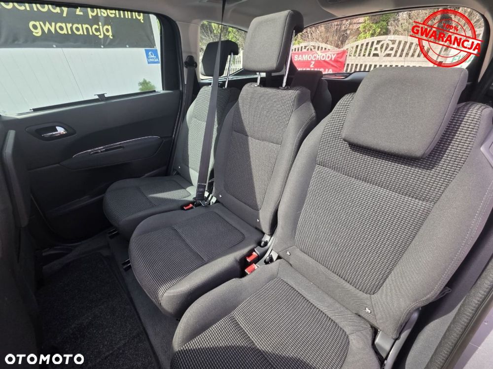 Peugeot 5008 - 21
