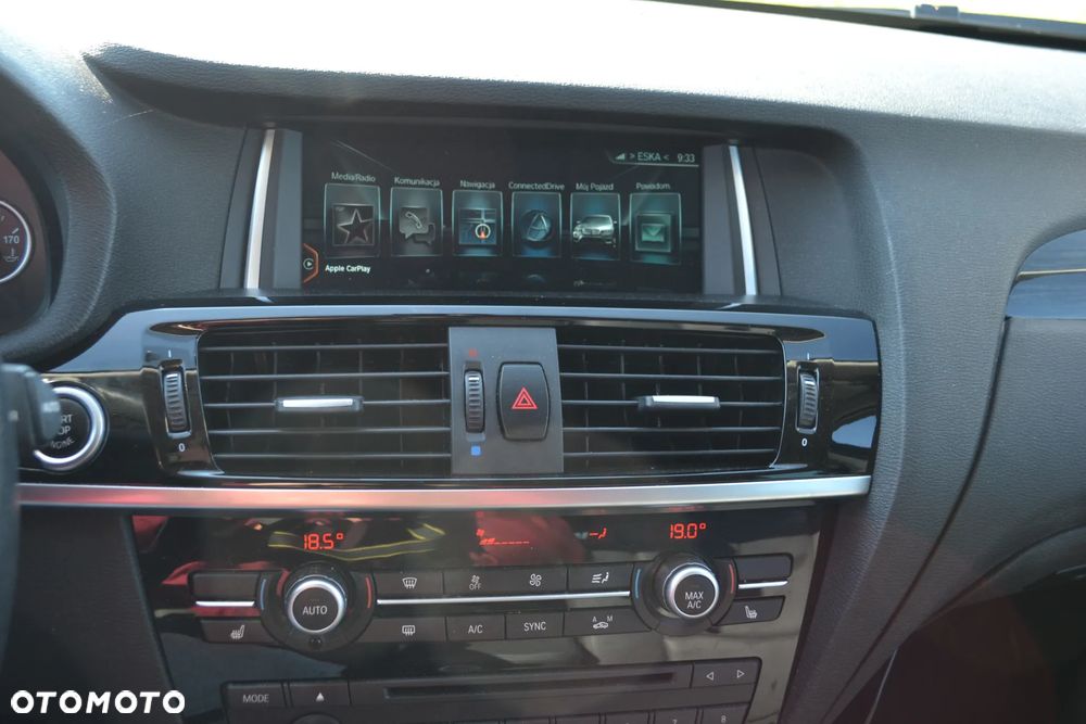 BMW X3 xDrive28i xLine - 12