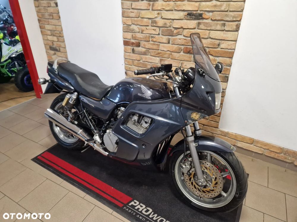 Honda CB - 20