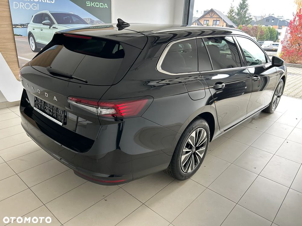 Skoda Superb 2.0 TSI Edition 130 DSG - 7