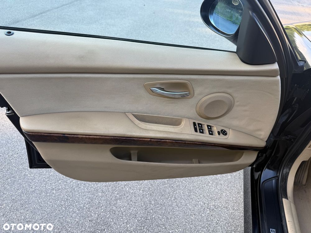 BMW Seria 3 - 15
