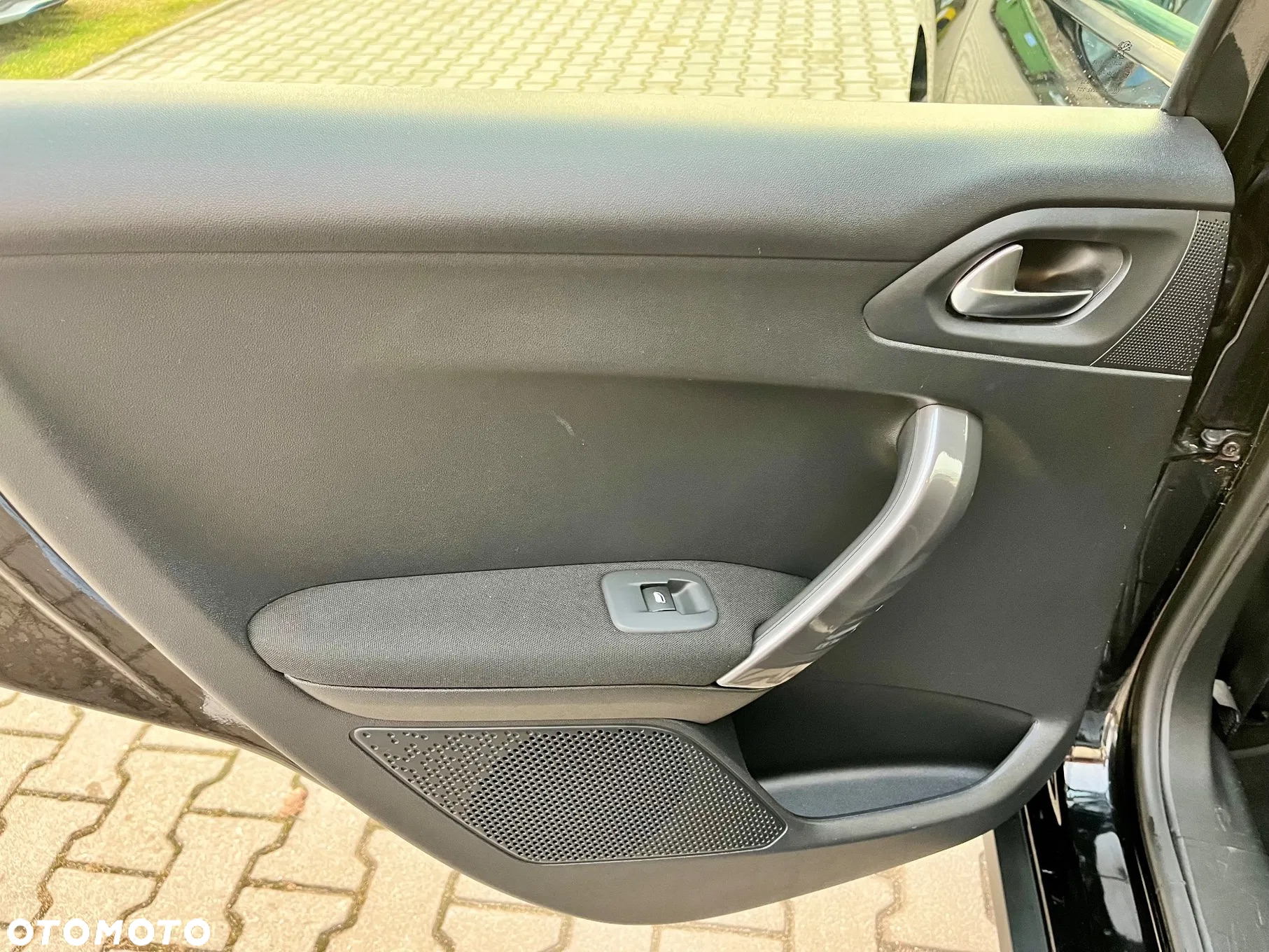 Peugeot 2008 1.2 Pure Tech Style S&S - 21