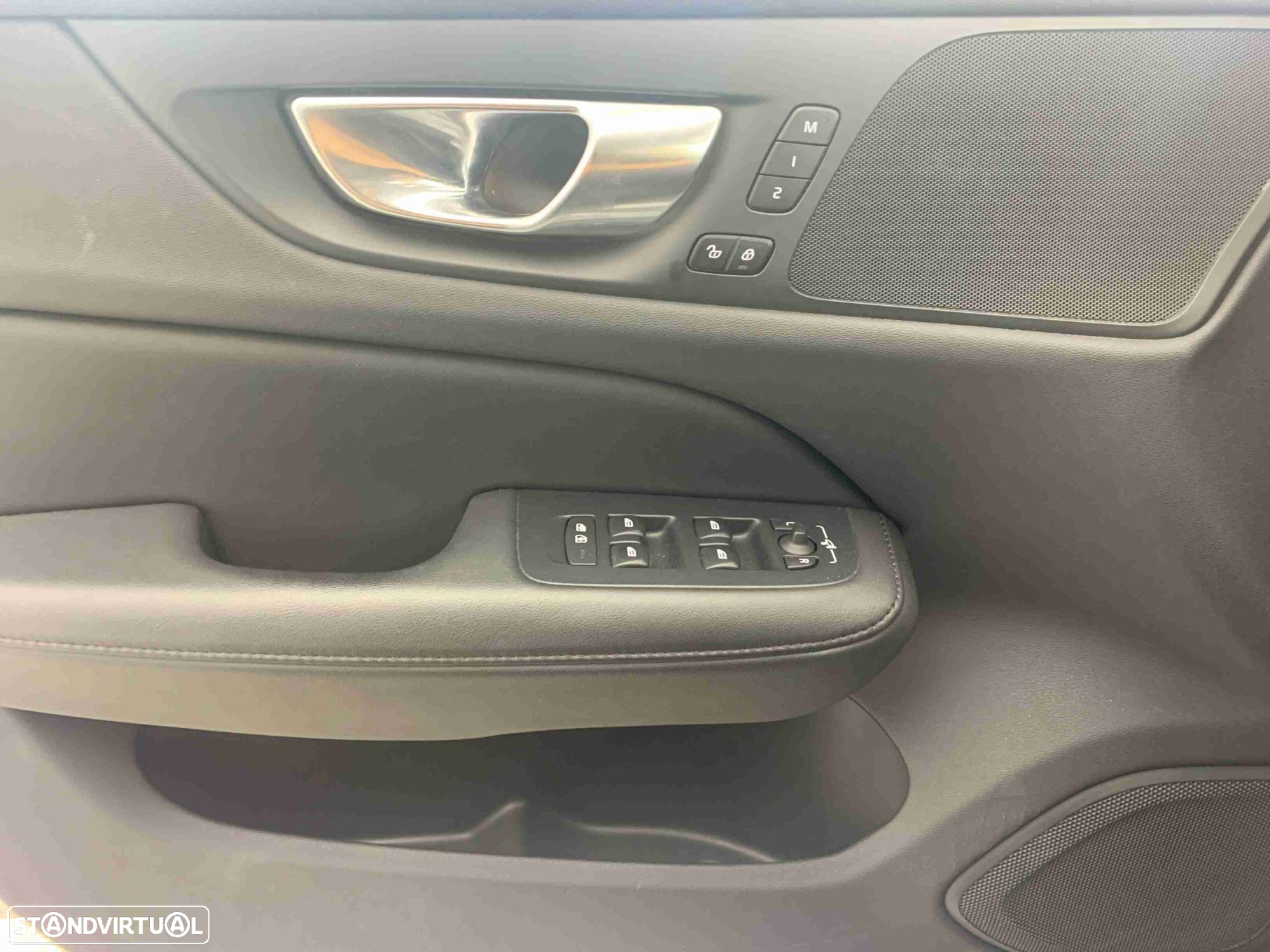 Volvo V60 2.0 T6 AWD TE Plus Dark - 11