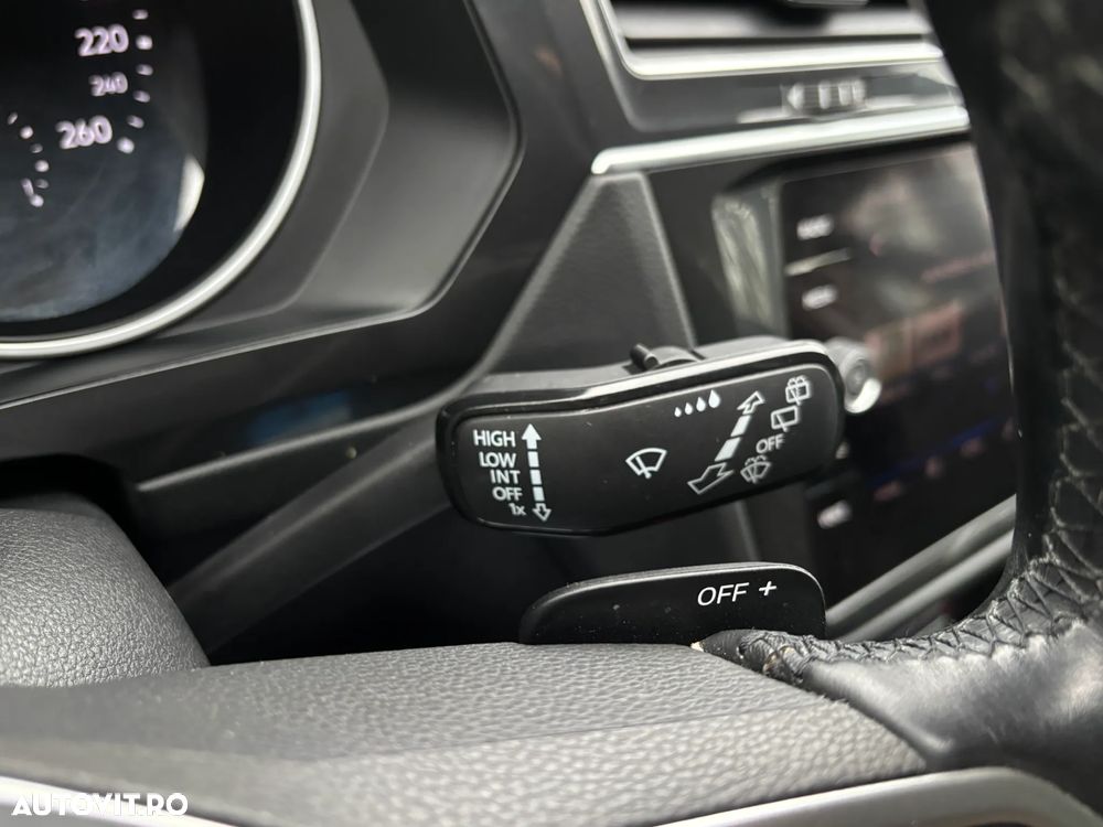 Volkswagen Tiguan 2.0 TDI SCR 4Motion DSG Comfortline - 25