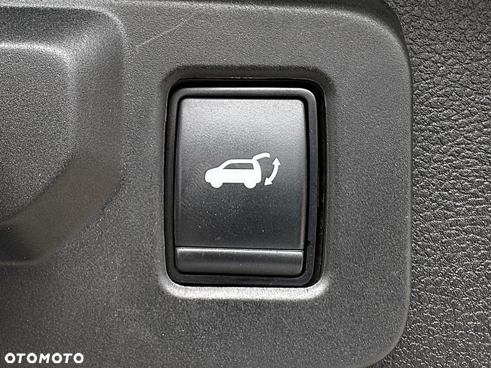 Renault Austral 1.3 TCe mHEV Techno esprit Alpine - 17