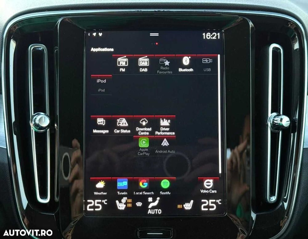 Volvo XC 40 Recharge T5 Twin Engine AT7 Inscription - 30