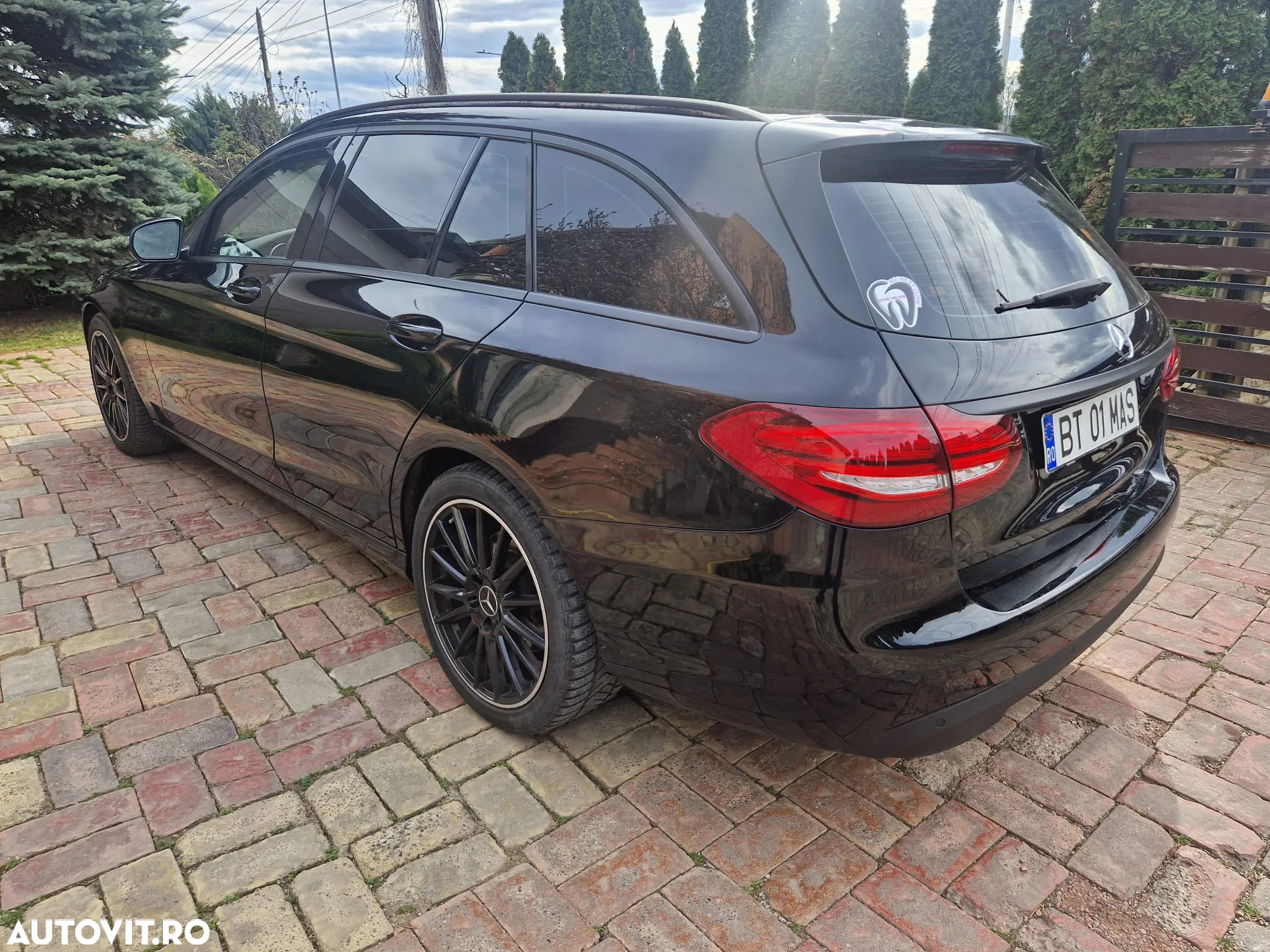 Mercedes-Benz C - 8