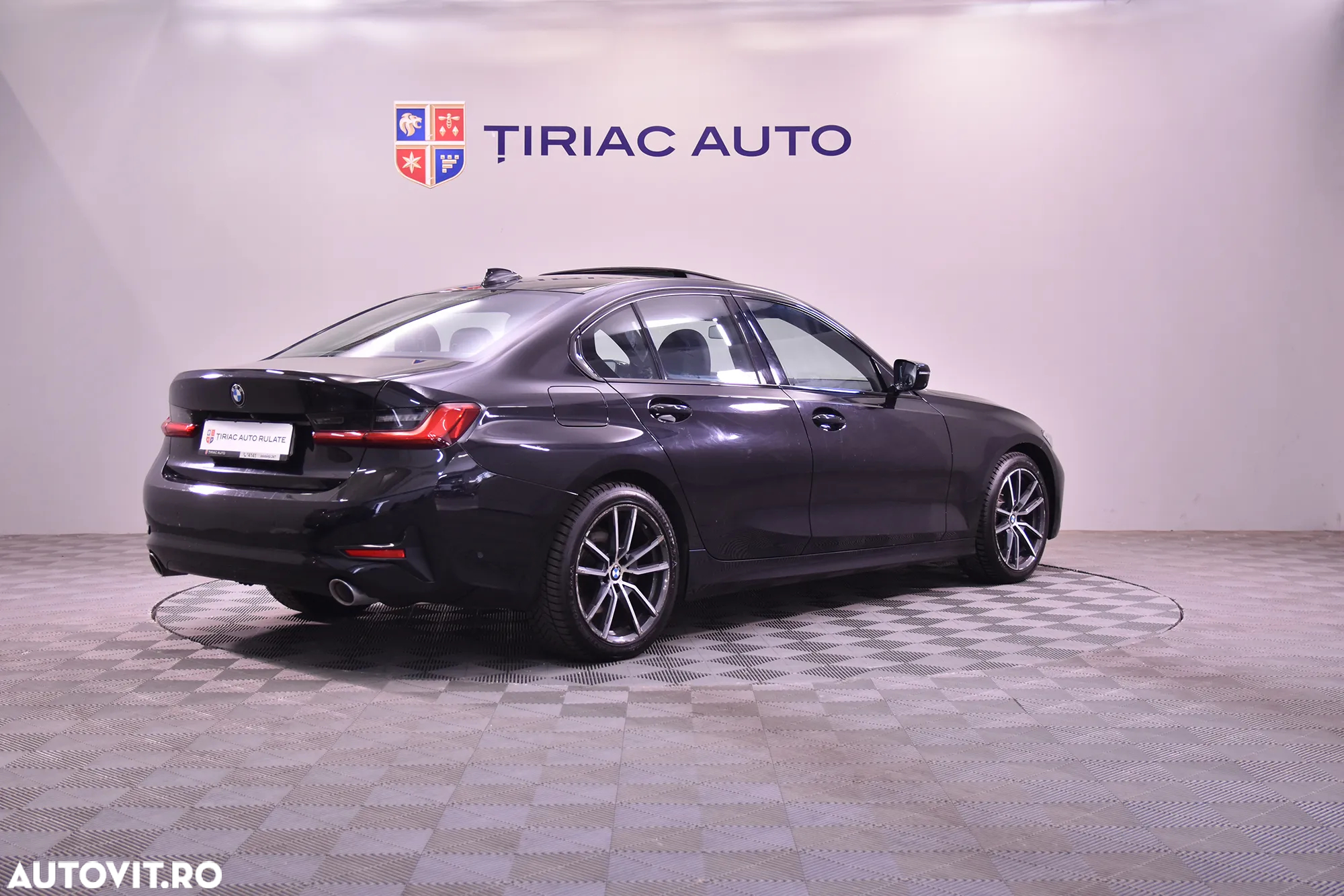 BMW Seria 3 320i AT - 5