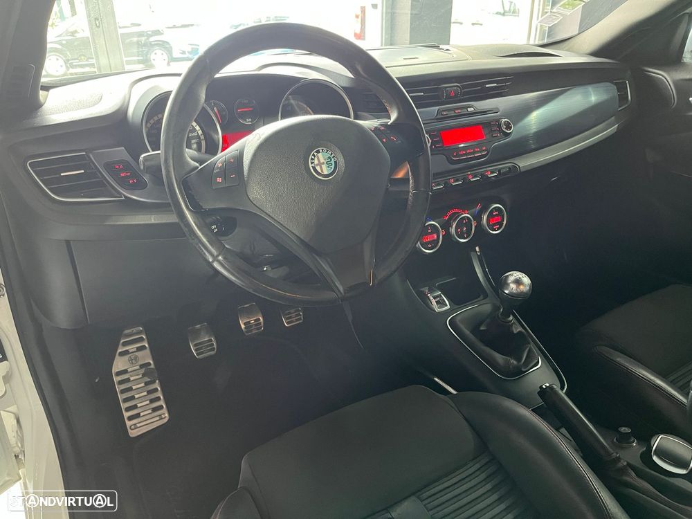 Alfa Romeo Giulietta 1.6 JTDM Progression - 14