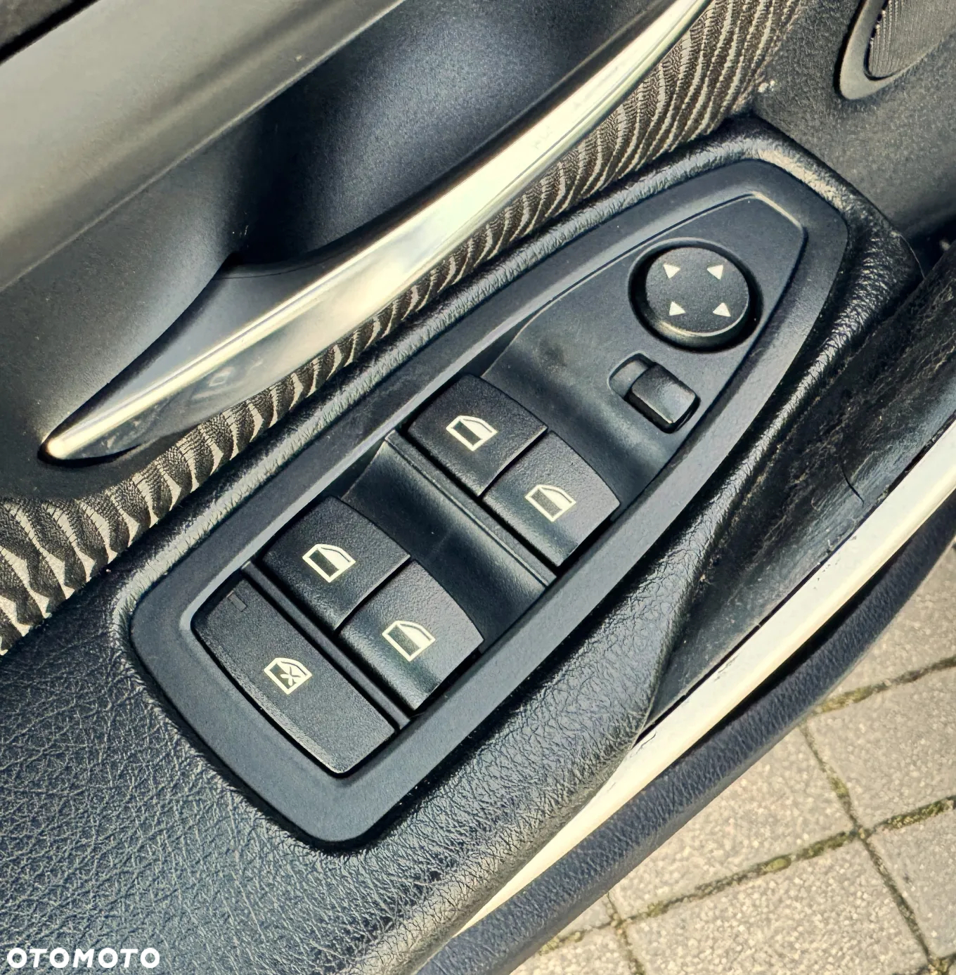 BMW Seria 3 320i Touring xDrive - 17