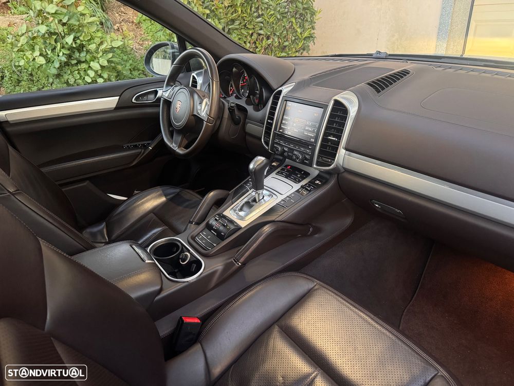 Porsche Cayenne 3.0 V6 - 9