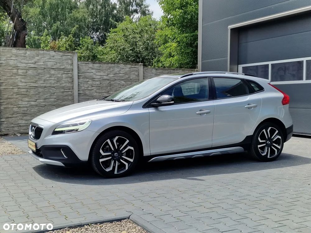 Volvo V40 Cross Country D2 Geartronic Momentum - 9