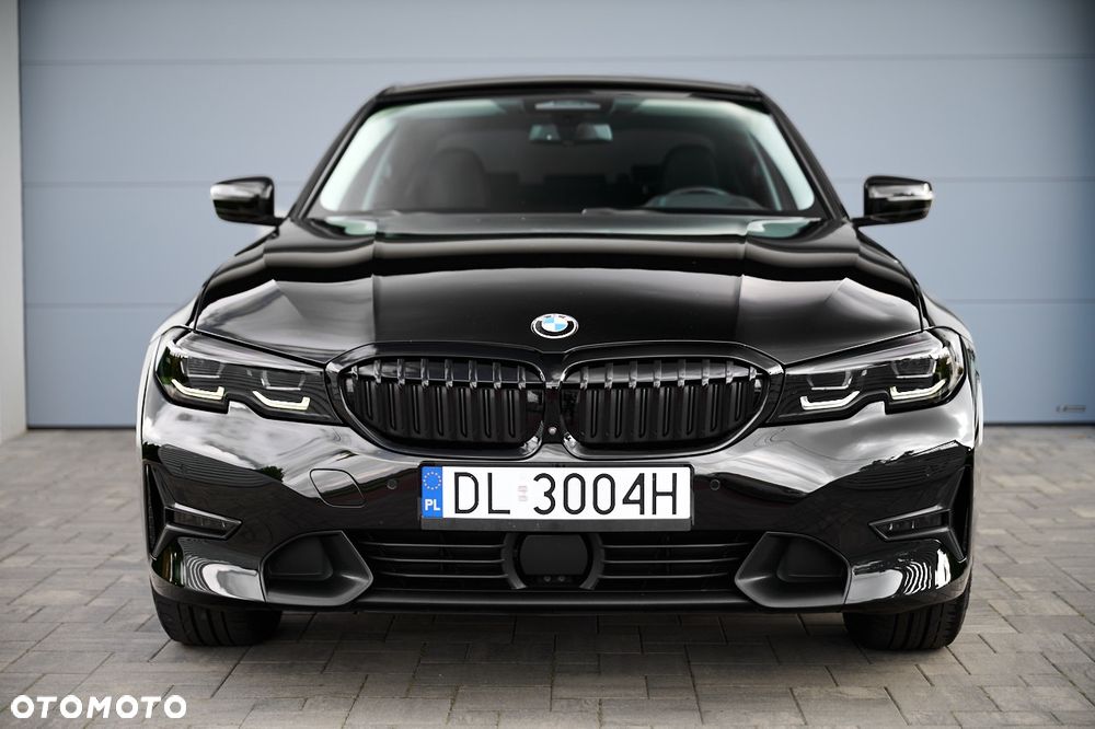 BMW Seria 3 330e Sport Line sport - 7