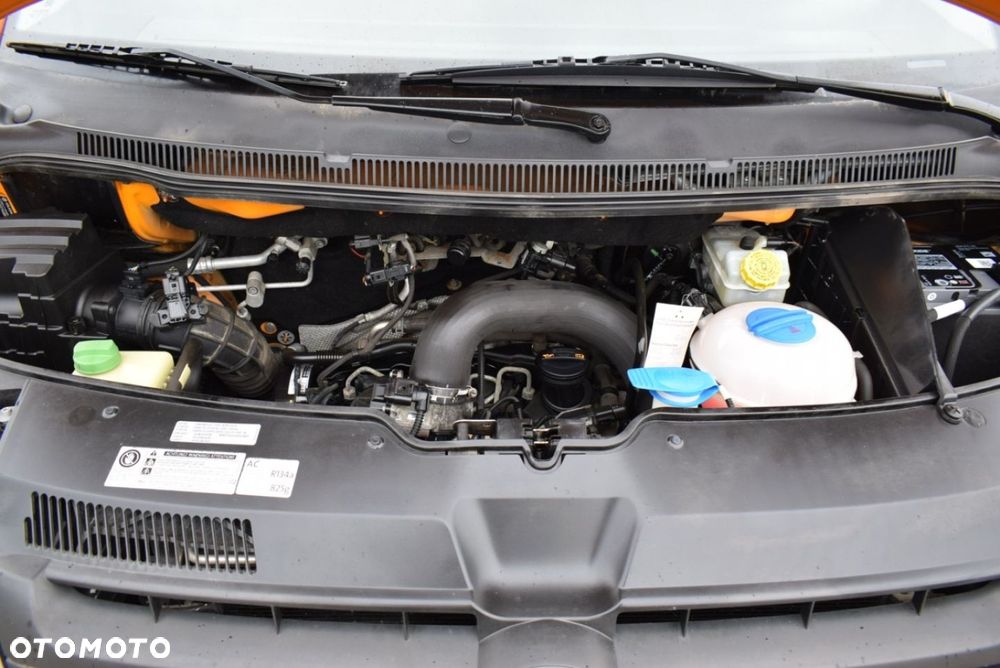 Volkswagen Transporter - 15