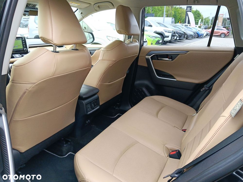 Toyota RAV4 - 15