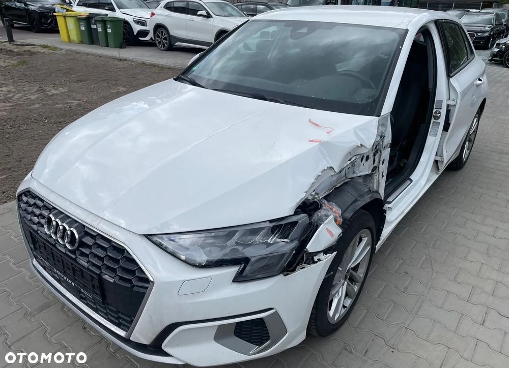 Audi A3 Sportback - 2