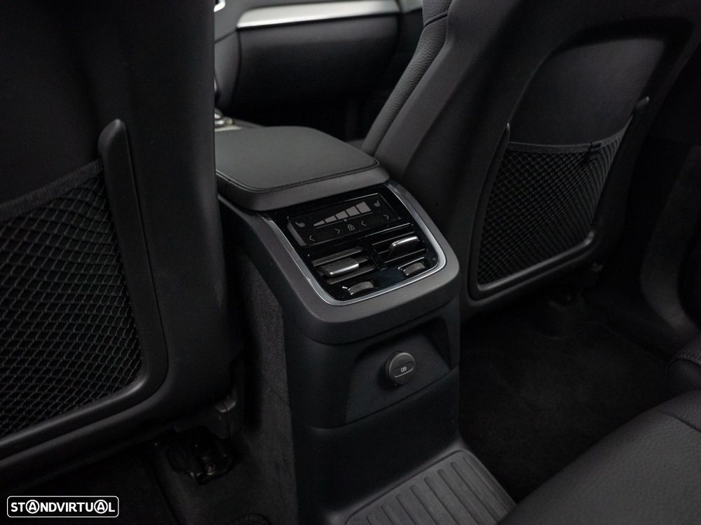 Volvo XC 90 2.0 T8 PHEV Plus Bright AWD - 49