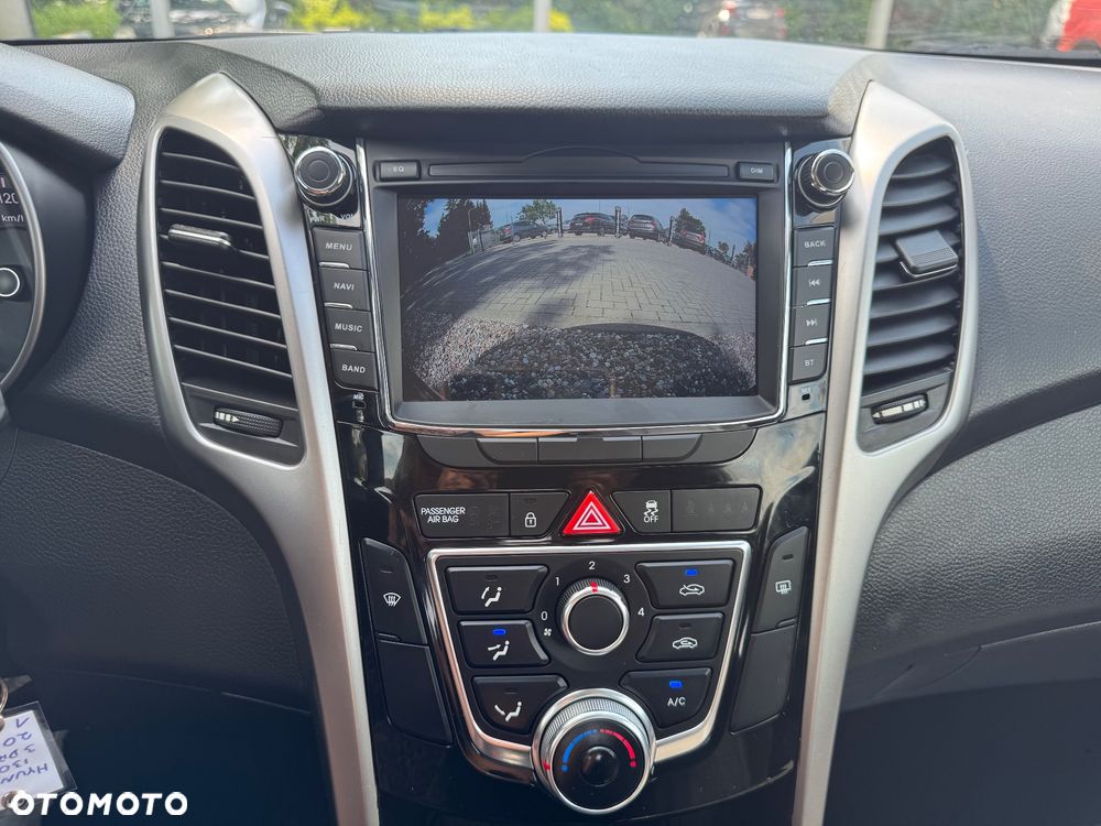 Hyundai i30 - 27