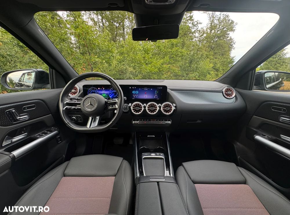 Mercedes-Benz EQA - 8