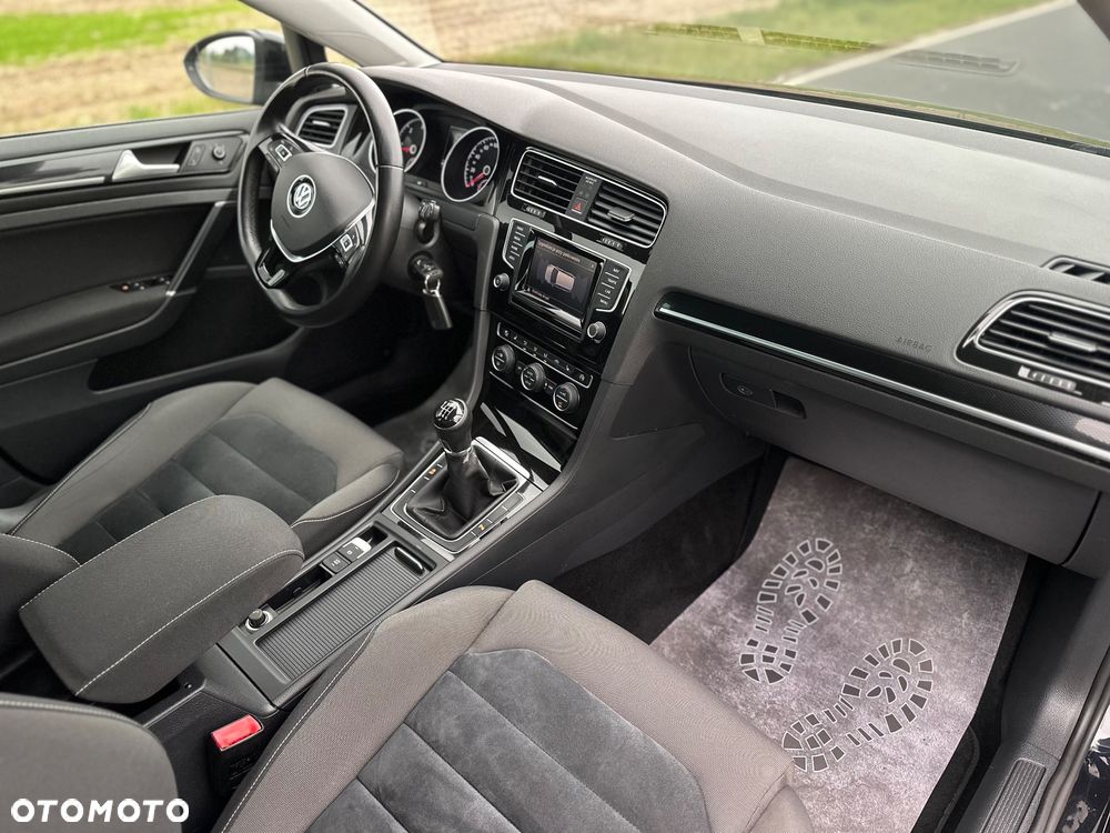 Volkswagen Golf 2.0 BlueTDI Highline - 21