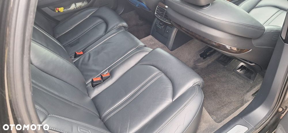 Audi A8 - 9