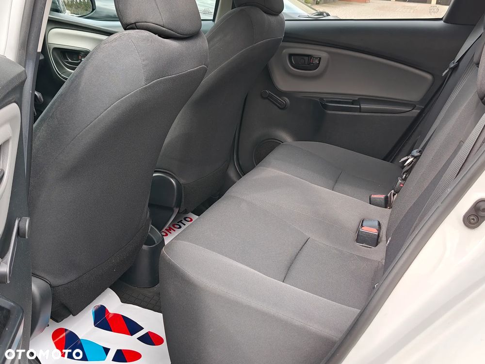 Toyota Yaris 1.5 Life - 11