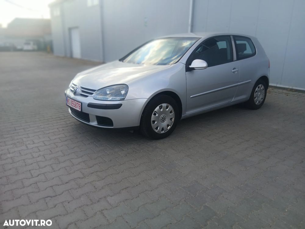 Volkswagen Golf - 2