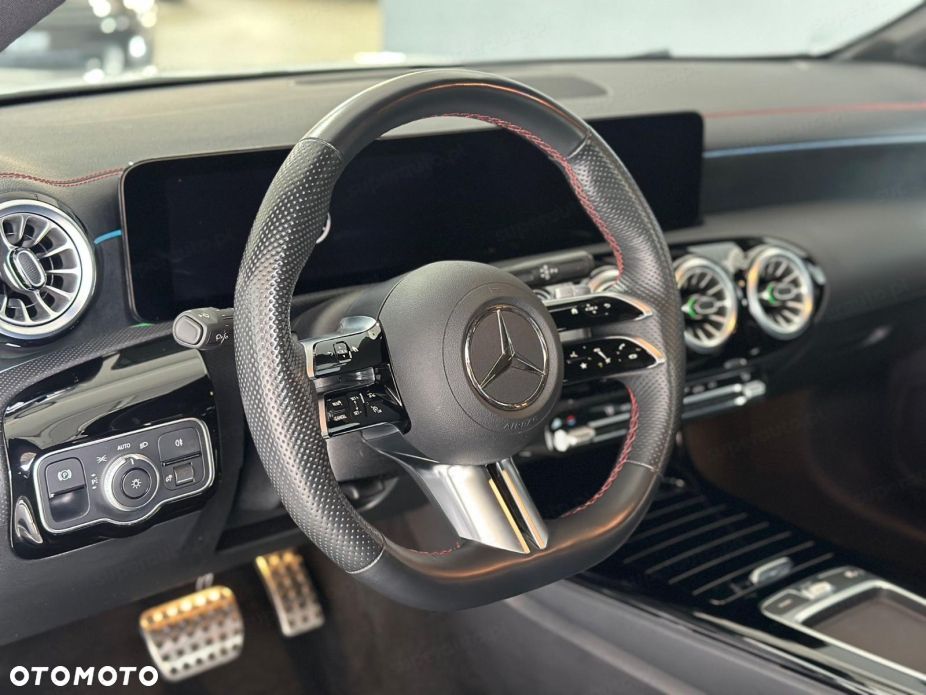 Mercedes-Benz CLA - 7