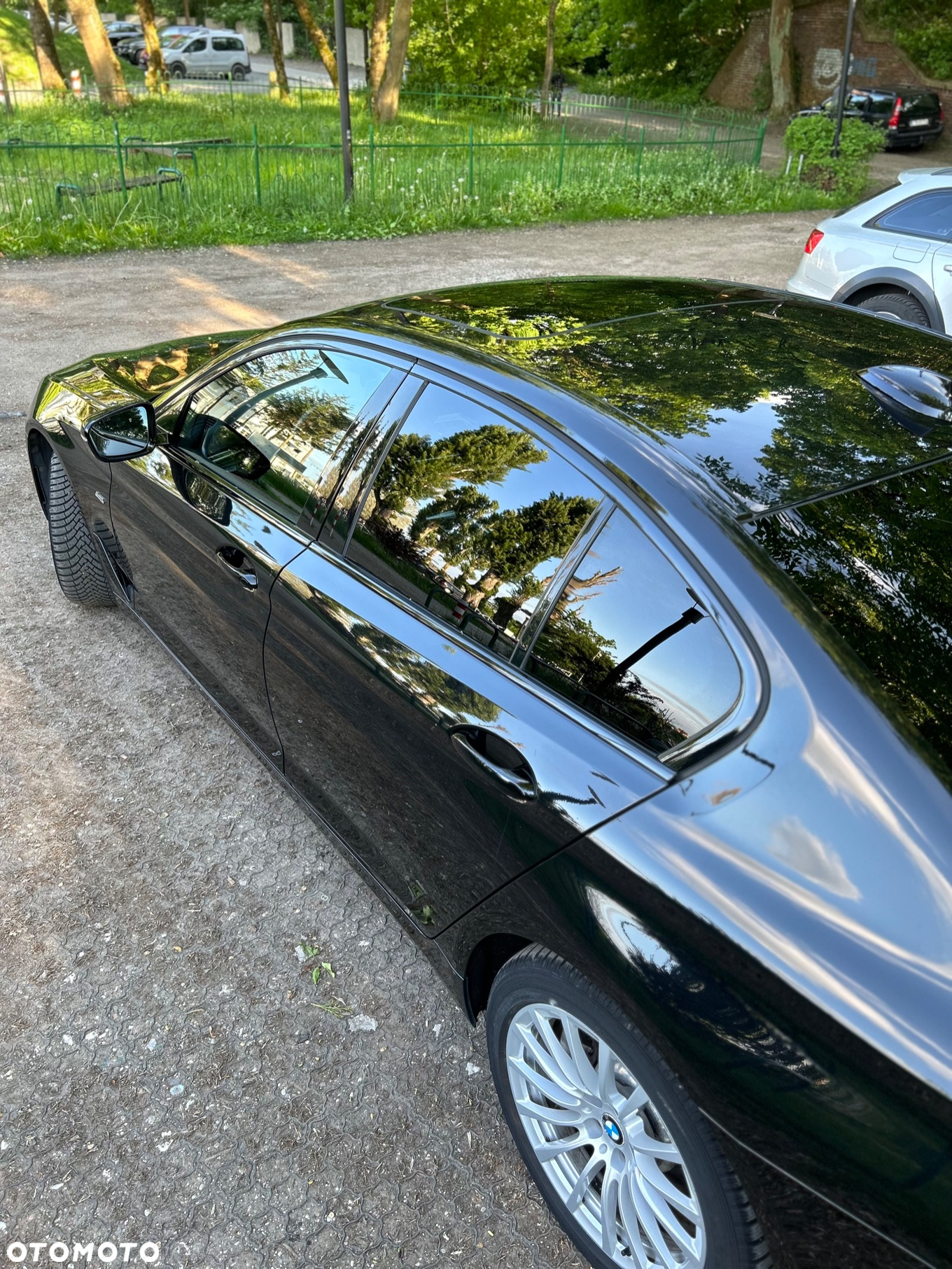 BMW Seria 5 520d Sport Line - 11