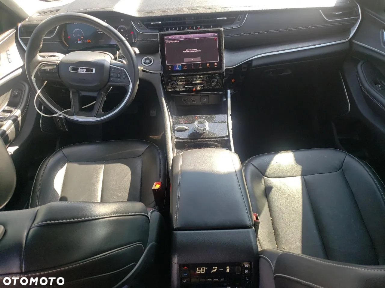 Jeep Grand Cherokee - 8